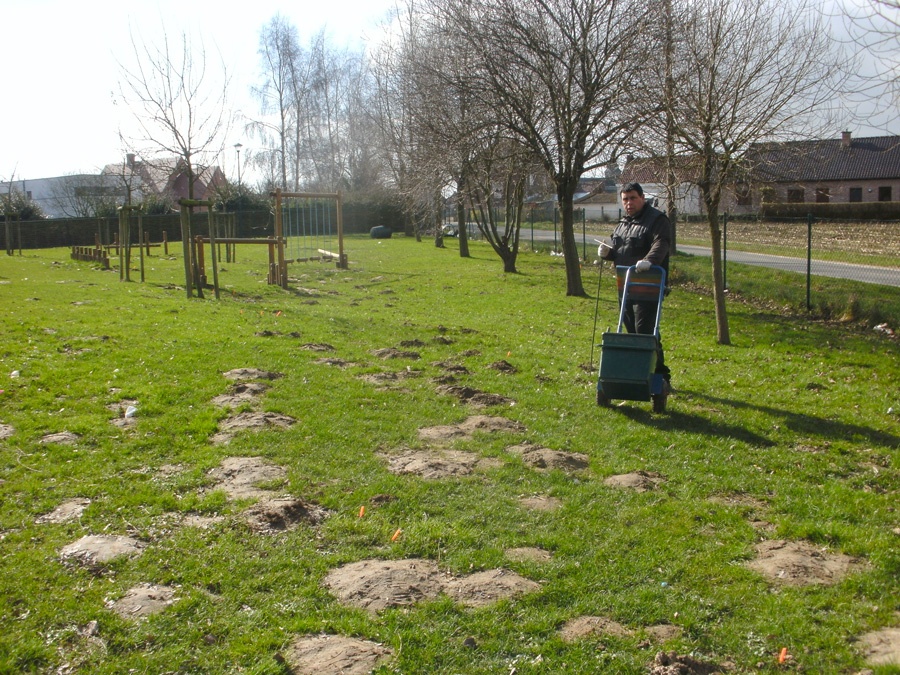 Essayez un fumigene anti taupe x10 de Jardin et Saisons